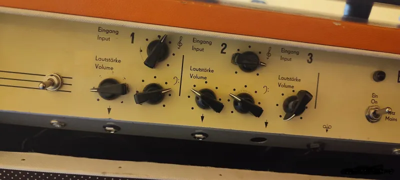 Böhm-Verstarker Regent 30H Csöves gitárkombó