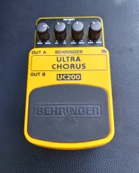 Behringer Ultra Chorus UC200 Behringer Ultra Chorus UC200