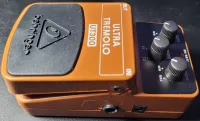 Behringer Ultra Tremolo UT300 Tremoló pedál - fegyizoli [Ma, 13:10]