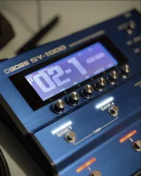 BOSS SY-1000 BOSS SY-1000