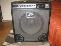 Peavey MAX 115 Peavey MAX 115