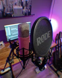 Rode NT1 Signature Pink Štúdiový mikrofón - Tomiboy98 [Today, 10:40 pm]