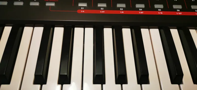 Akai MPK261 MIDI controller
