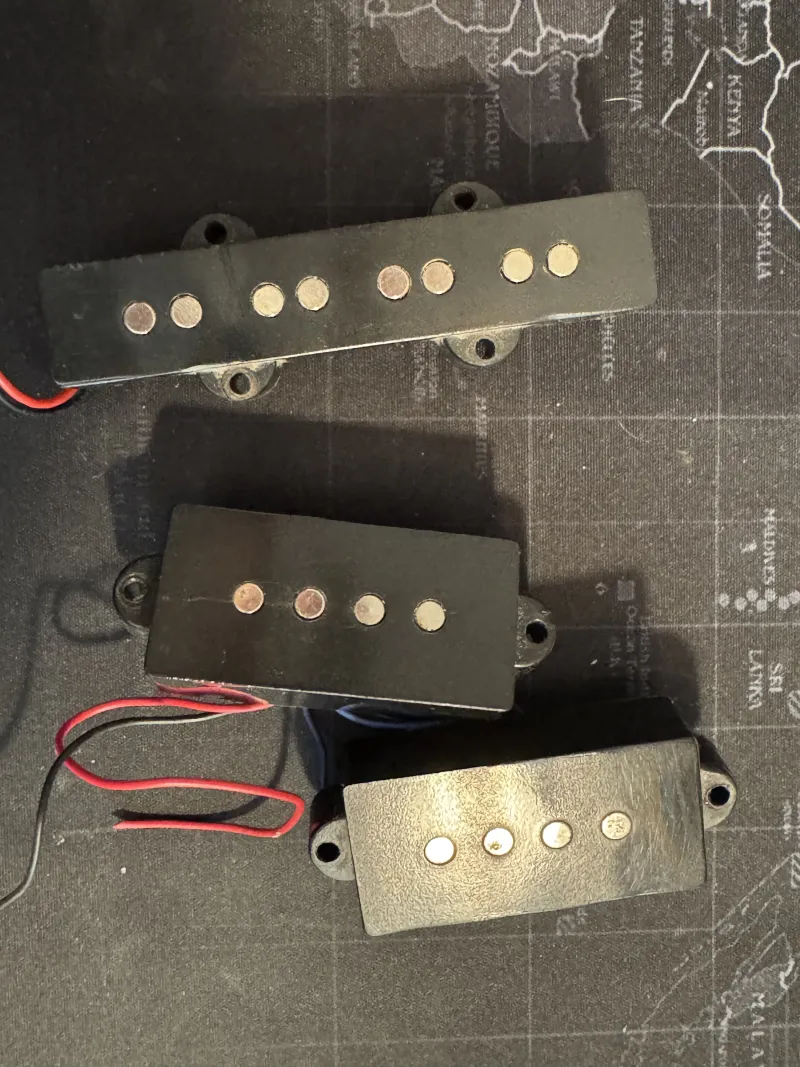 Aria Pro II Japán PJ szett Pastilla de bajo