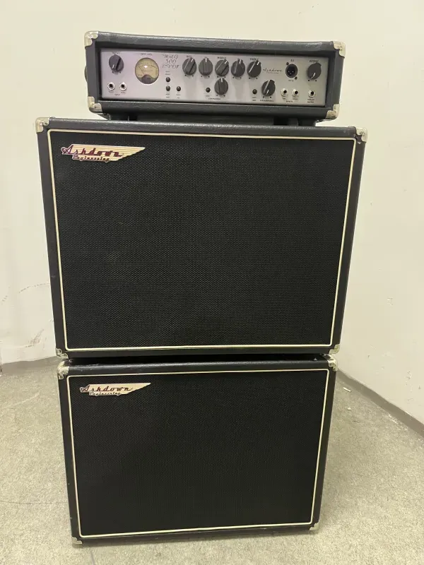 Ashdown Ashdown MAG 300 Evo II +  MAG 210 D. + MAG 115 D. Bass amplifier head and cabinet