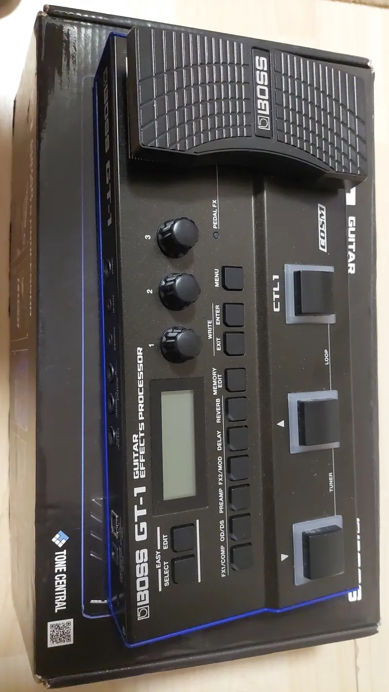 BOSS GT-1 Multi-effect