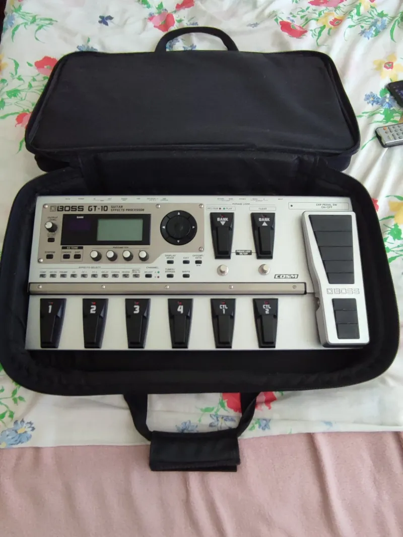 BOSS GT 10 Multieffekt