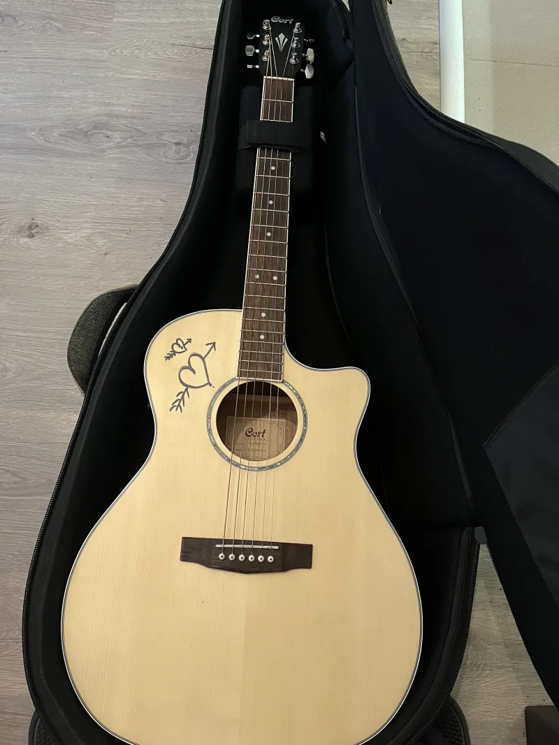 Cort GA-MEDX OP Electro-acoustic guitar