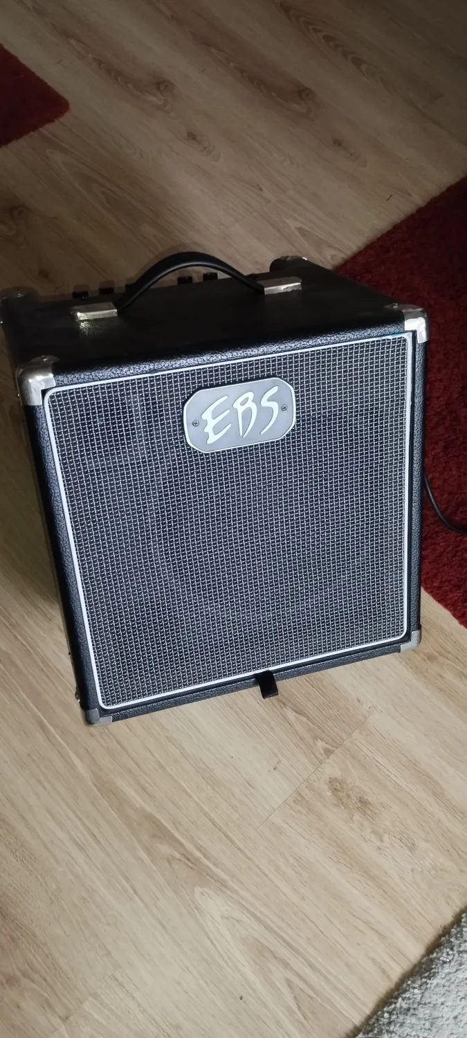 EBS Session 60 Bass Combo