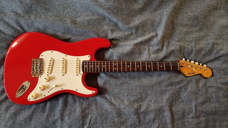 Egyedi készítésű Stratocaster Elektromos gitár