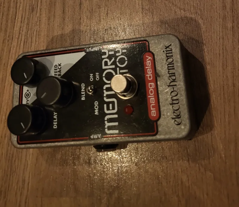 Electro Harmonix  Effekt pedál