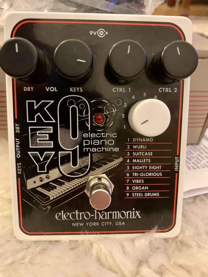 Electro-Harmonix KEY9 Pedál