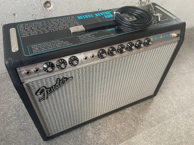 Fender 68 Custom Deluxe Reverb Röhren-Gitarrencombo