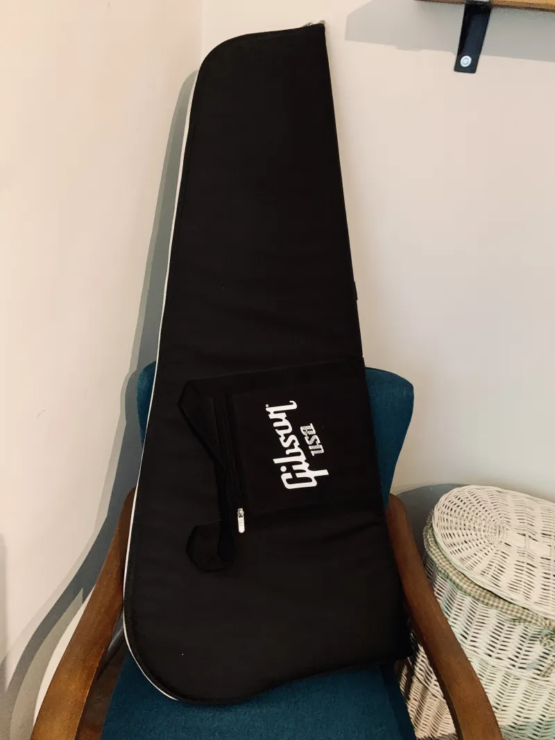 Gibson Puhatok Guitar case