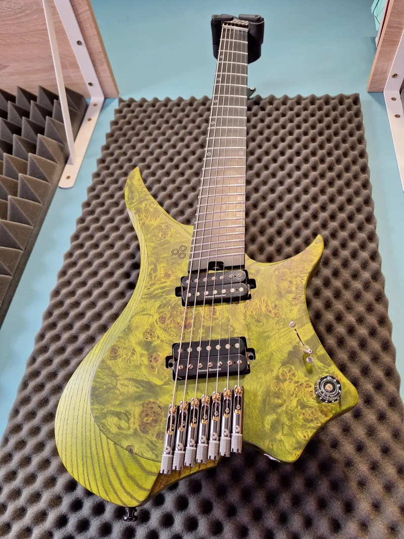 Goc Ilumina 7+ Guitarra eléctrica de 7 cuerdas