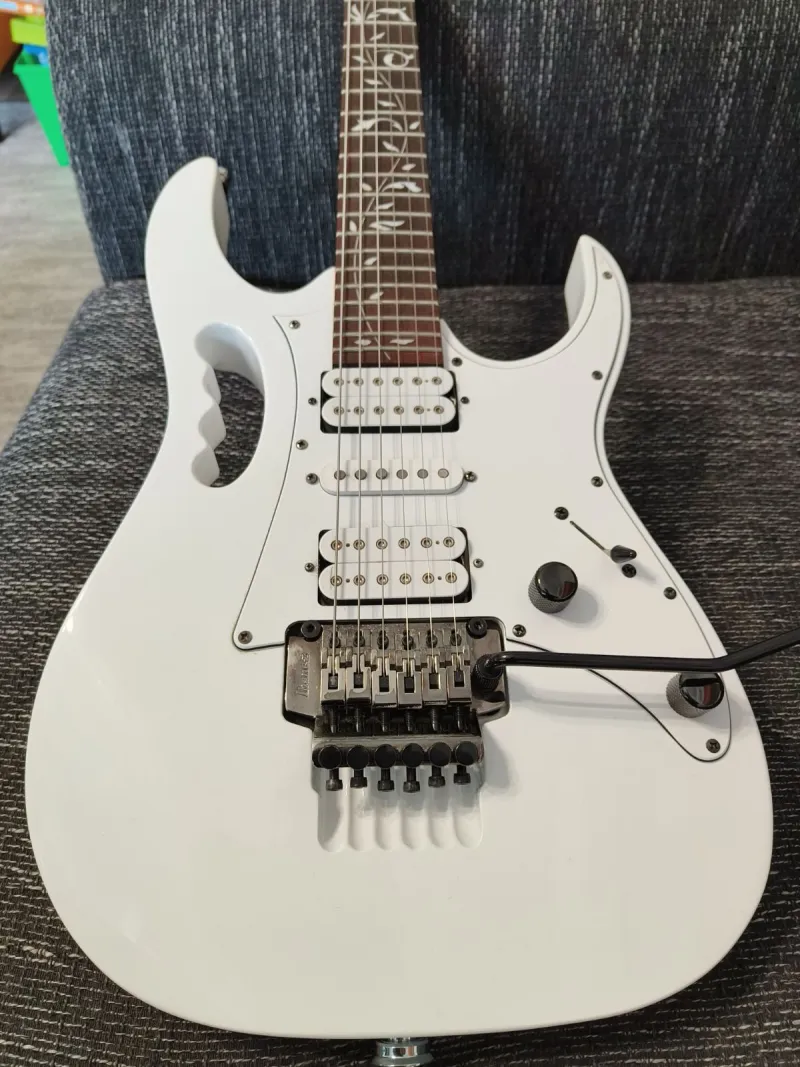 Ibanez Jem Jr Elektromos gitár