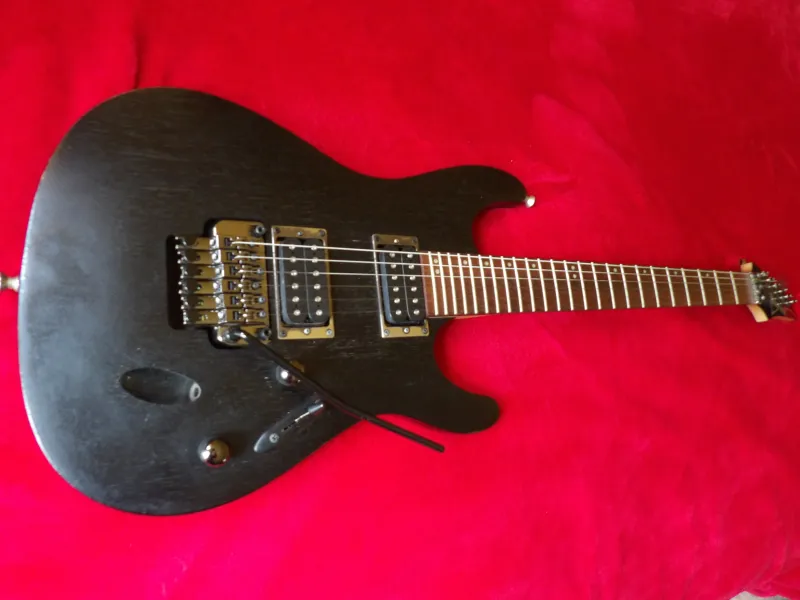Ibanez S520 WK Electric guitar