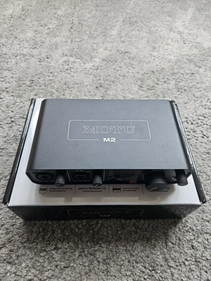 MOTU M2 Sound card