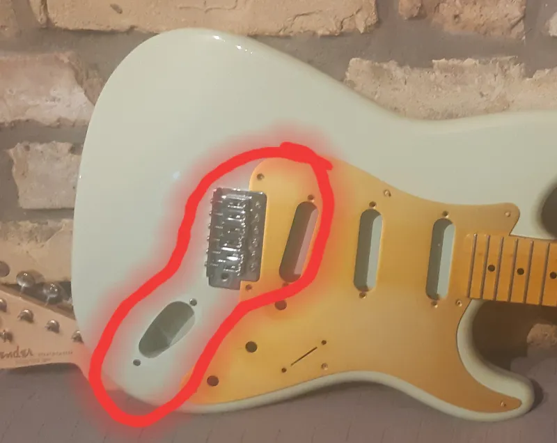No name Stratocaster Tremolo