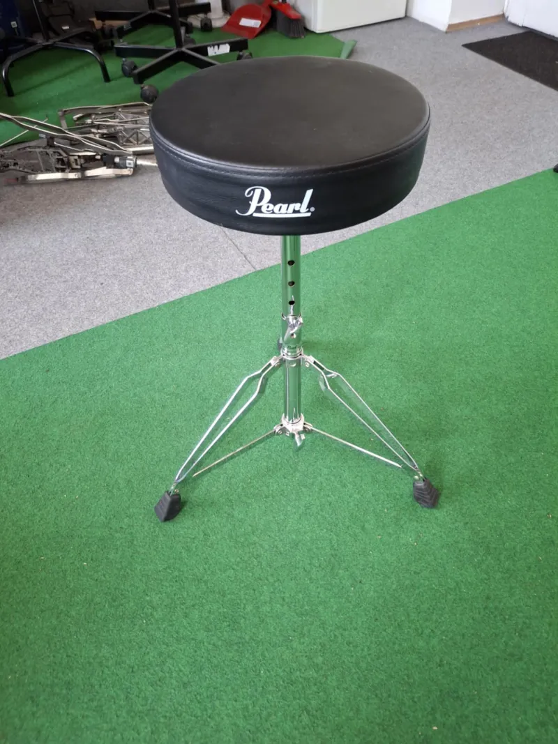 PEARL D-50 Drum chair