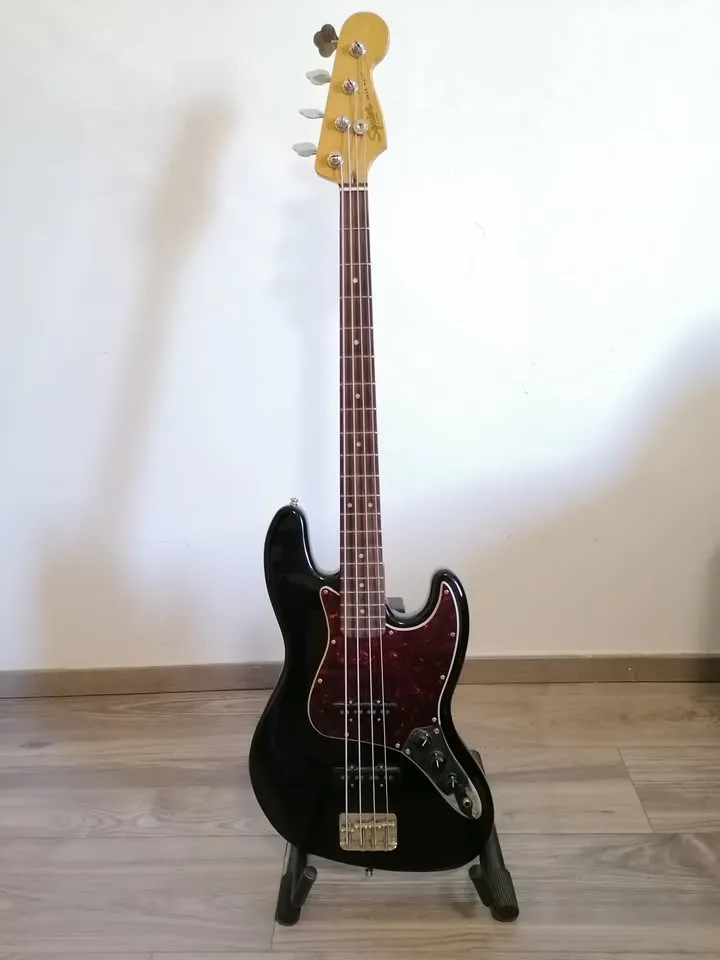 Squier Classic Vibe 60s Jazz Bass Bass Gitarre