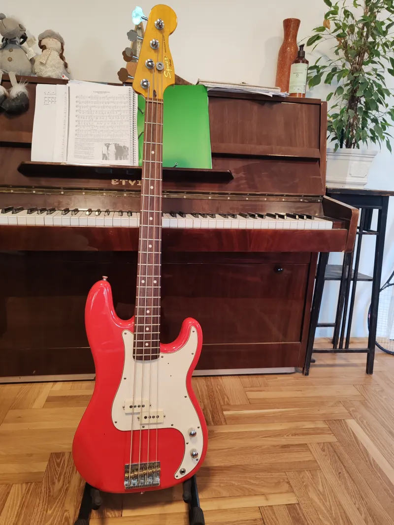 Squier Classic Vibe PB Bass guitar