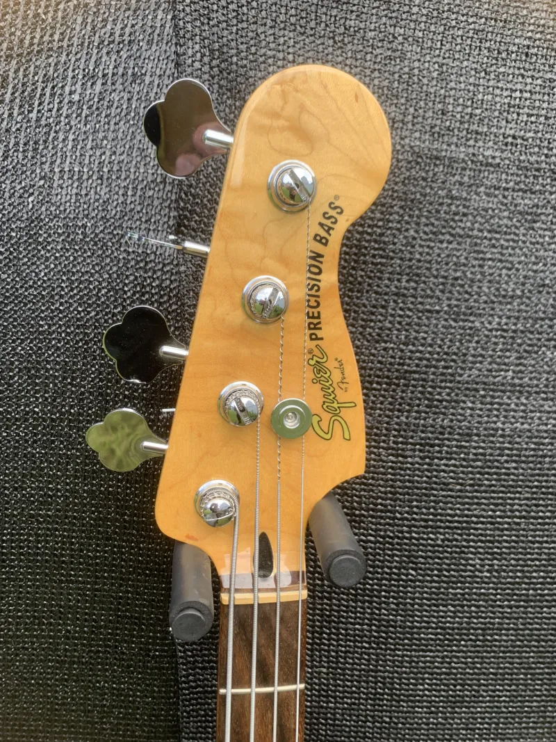 Squier Precision Basszusgitár