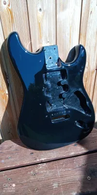- Stratocaster - Stratocaster
