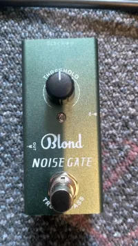 Blond Noise Gate Effect pedal - Demkó Ottó [Today, 1:07 pm]