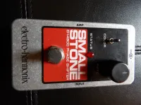 Electro Harmonix Small Stone EH4800 Phase Shifter Electro Harmonix Small Stone EH4800 Phase Shifter