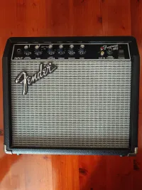 Fender Frontmann 15g Fender Frontmann 15g