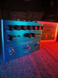 Fender Reflecting Pool Delay & Reverb Fender Reflecting Pool Delay & Reverb