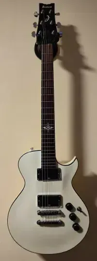 Ibanez ART 120 Ibanez ART 120