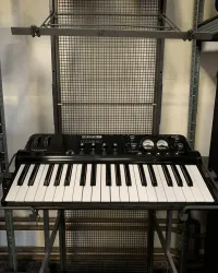 Line6 Studio KB37 Line6 Studio KB37