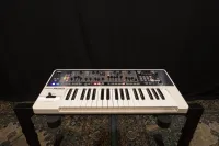 Roland GAIA SH-01 Roland GAIA SH-01