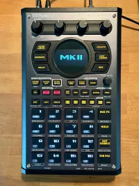 Roland SP-404 MK2 Sampler - gonczo [Today, 4:38 pm]