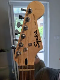 Squier Stratocaster affinity Electric guitar - László Szabó [Yesterday, 3:45 pm]