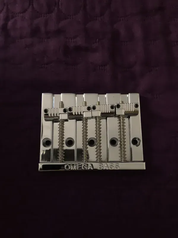 - Omega Bass Bridge Puente de bajo
