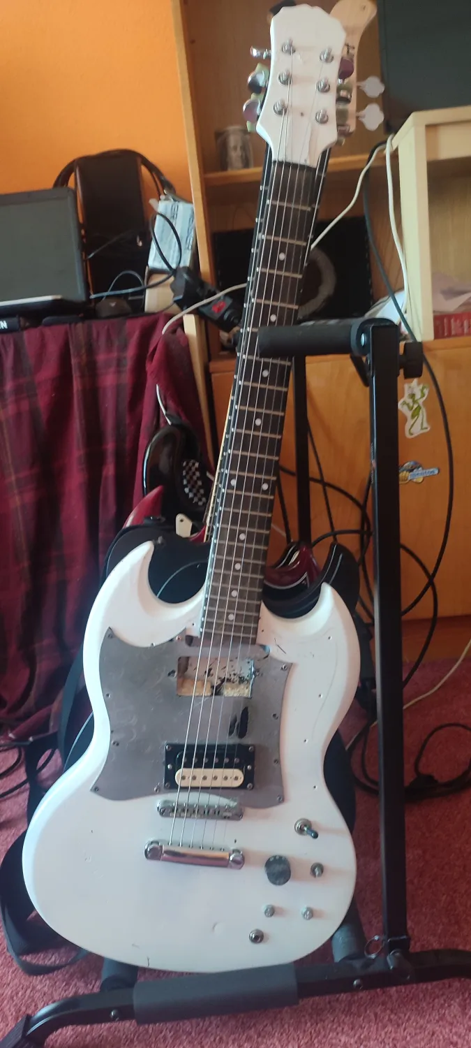 - SG Electric guitar