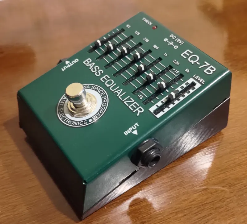AMT Electronics EQ-7B Basspedal