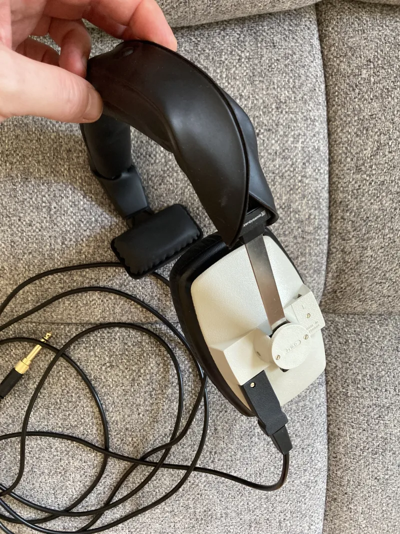 Beyerdynamic DT 102 16 Ohm egyoldalas Slúchadlá