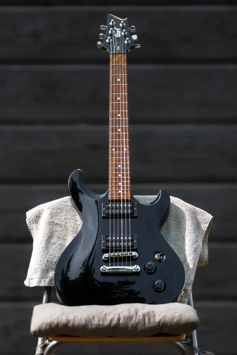 Cort M200 Guitarra eléctrica