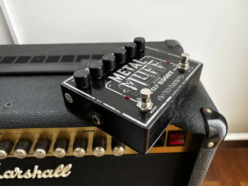 Electro-Harmonix Metal Muff with Top Boost Distorsionador