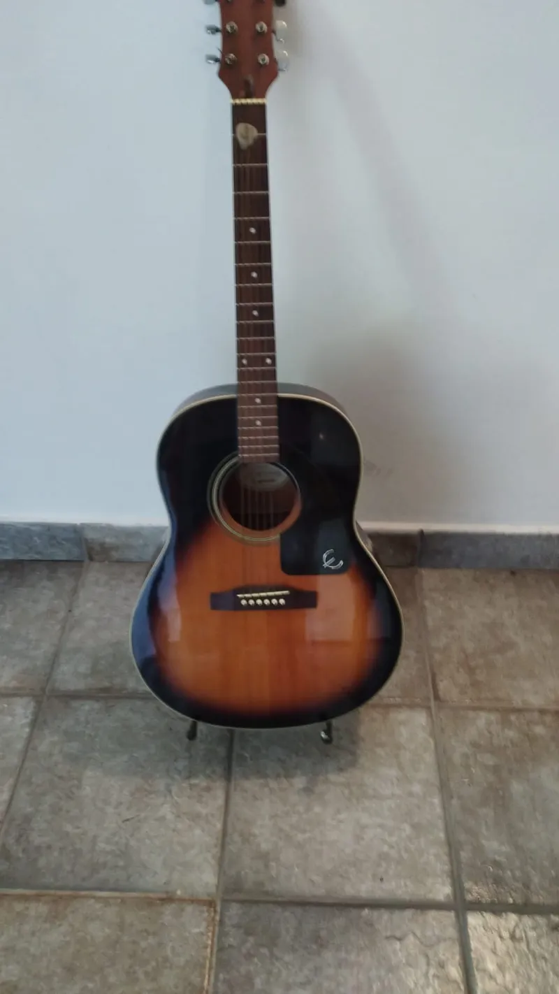 Epiphone AJ-15 VSB Acoustic guitar