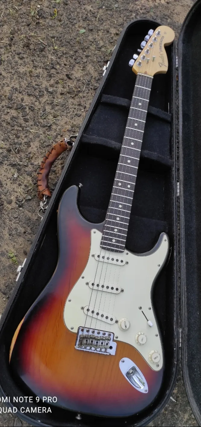 Fender Highway One Stratocaster Guitarra eléctrica
