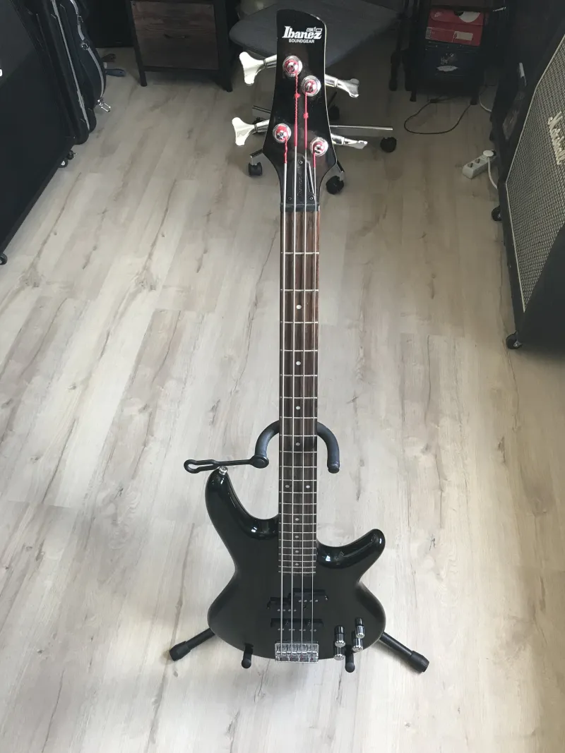 Ibanez GSR 200 Bass Gitarre