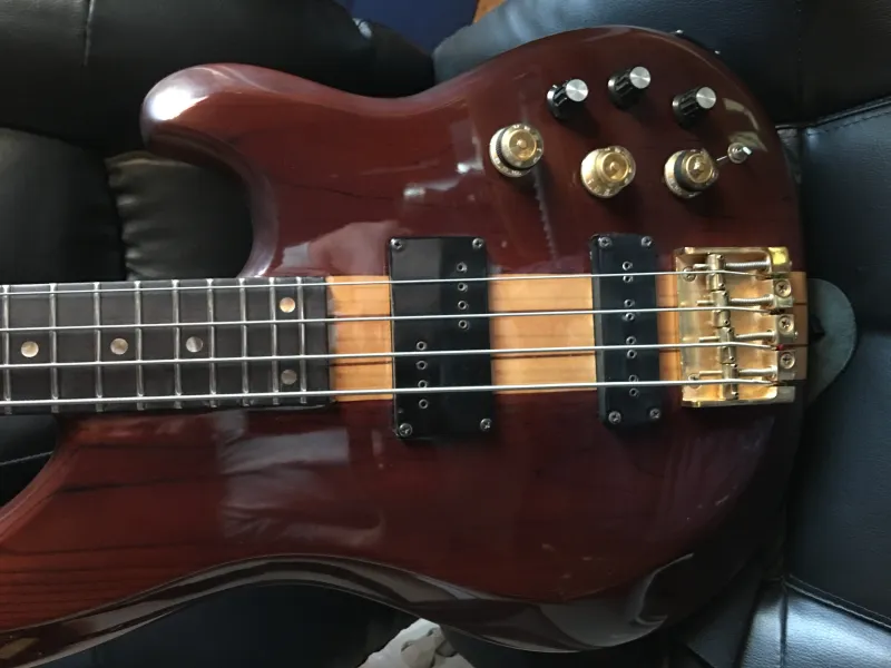 Ibanez Mc 924 Bass guitar