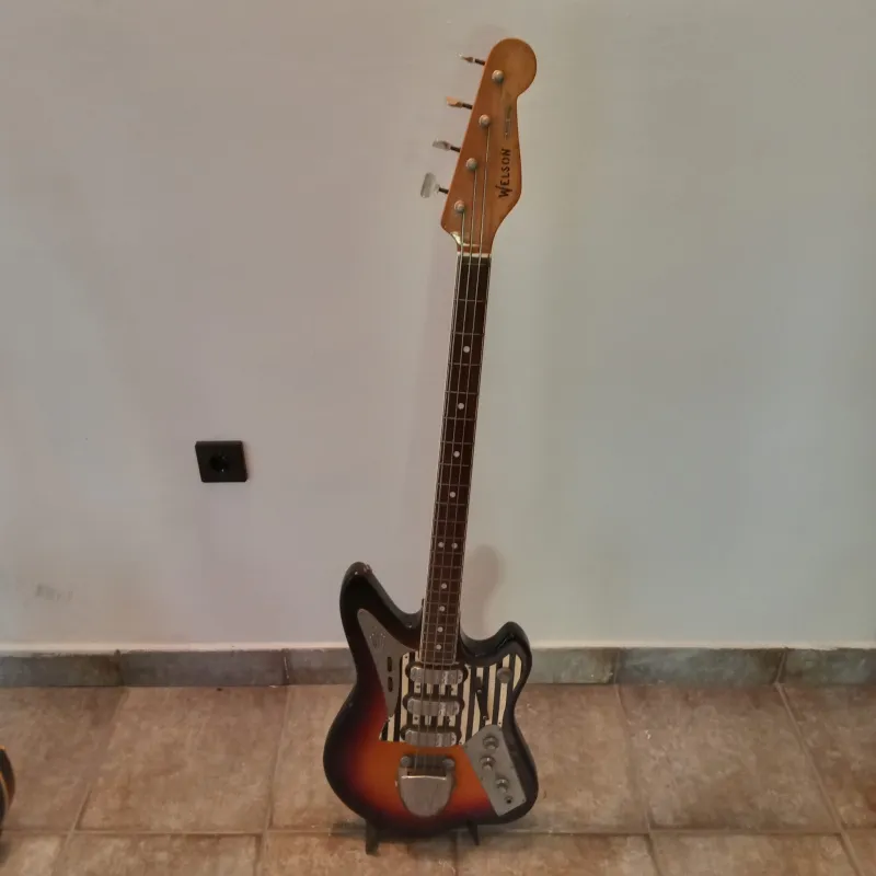 Kézzel készített Special Bass Basgitara