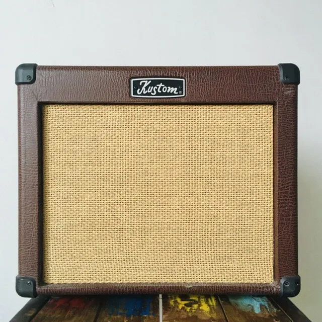 Kustom Sienna 30 Pro Zosilňovač pre akustickú gitaru