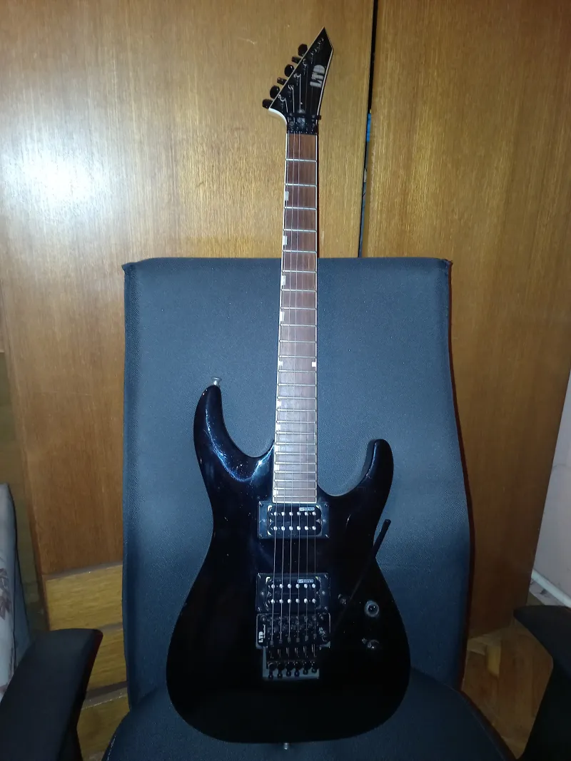 LTD MH-200 Electric guitar